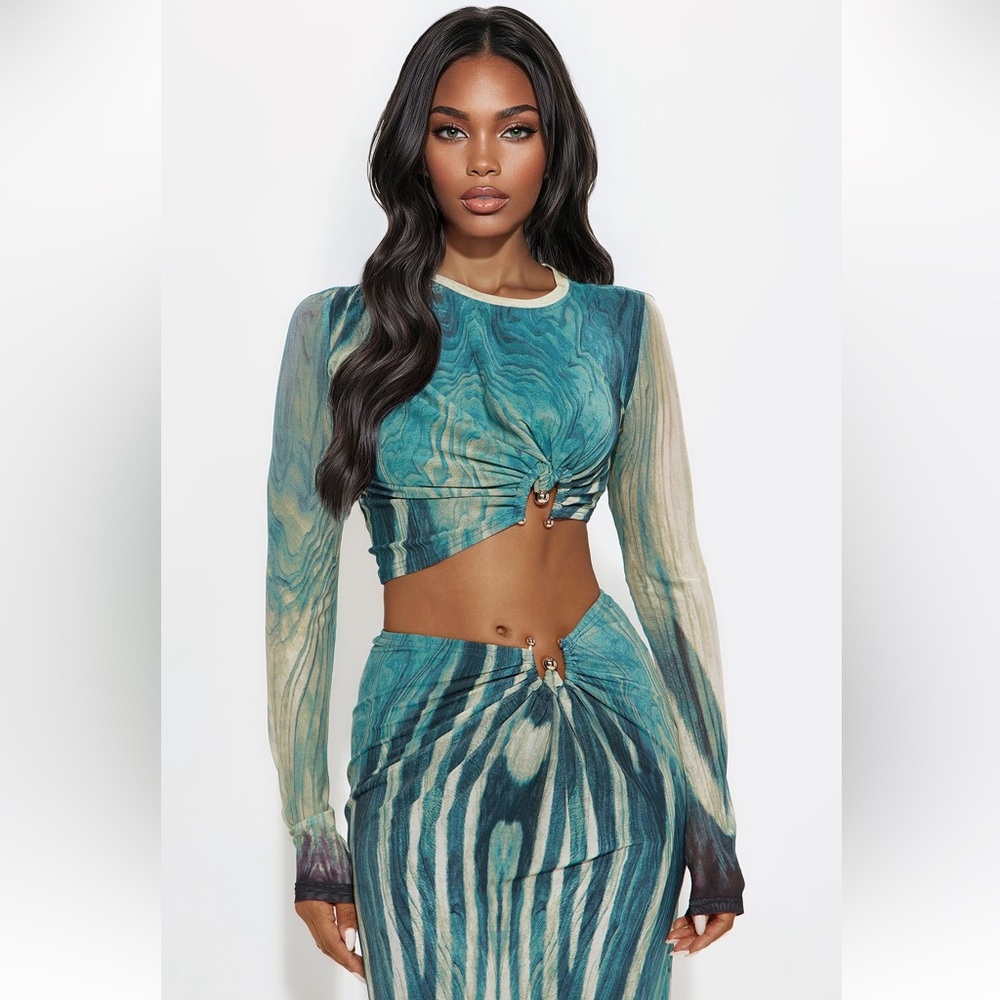 Fashion Nova Teal and Cream Marble Maxi Skirt Set